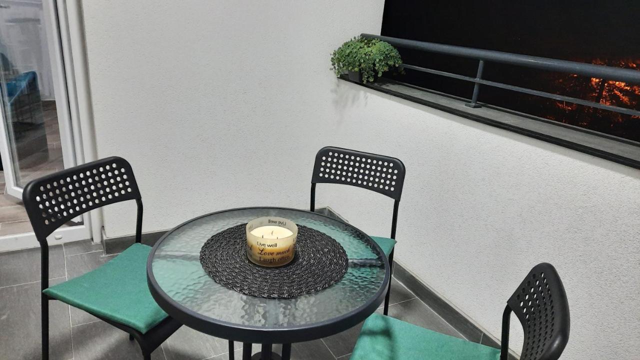 Apartman Diamond Paracin Exterior photo